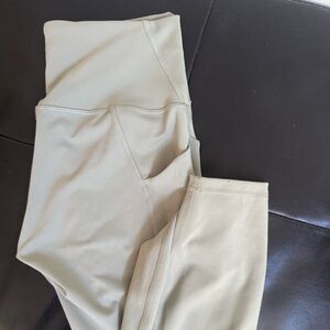 Lululemon Light Green (Sage) Leggings w/ Pockets